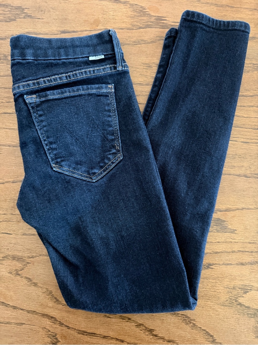 MOTHER The Looker ankle length mid-rise skinny jeans in Forever and a Day wash